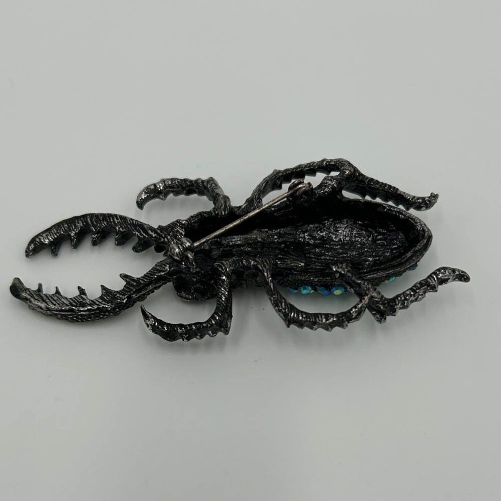 Vibrant Rhinestone Insect Brooch - Picture 6 of 10